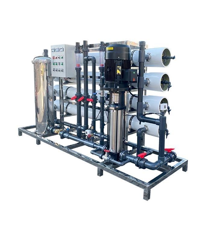 FRP Reverse Osmosis Plant 8000 LPH for Industrial Water Treatment and Mineral Water Production