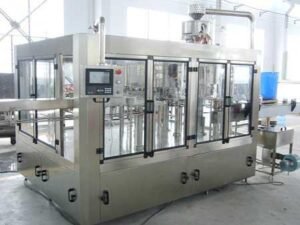 Fully Automatic Rinsing Filling Capping Machine 24 BPM